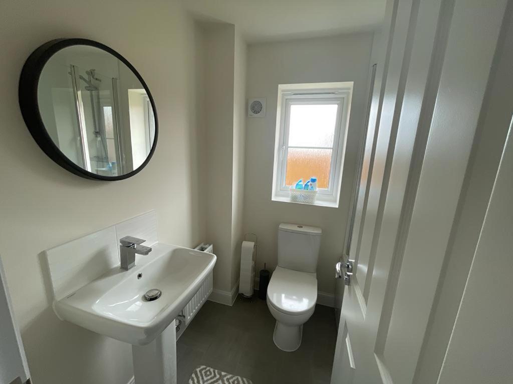 Stunning 3-Bed Risa House In Beeston Nottingham Villa Exterior photo